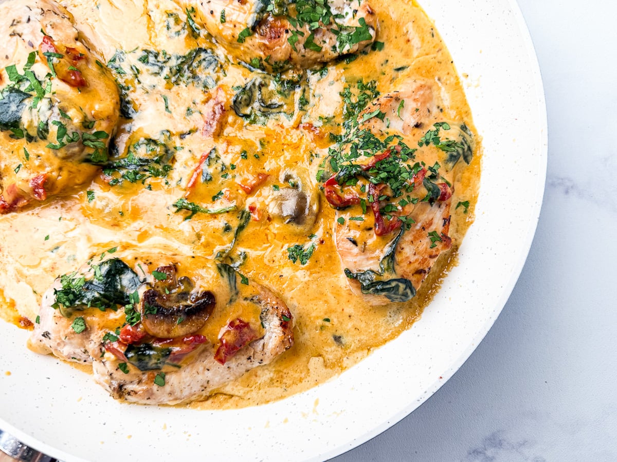 Effortless Creamy Tuscan Chicken: One-Pan 30-Minute Dinner